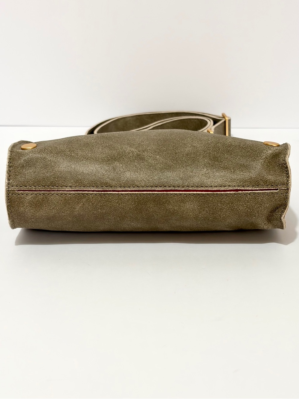 Hammitt Tony Medium Crossbody Bag In Pewter Leather With Brushed Gold Hardware - Picture 9 of 12